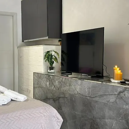 New Seafront Studio-st Julian's Apartman