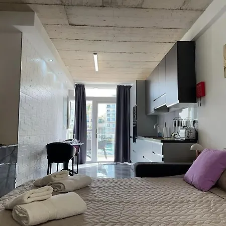 New Seafront Studio-st Julian's *